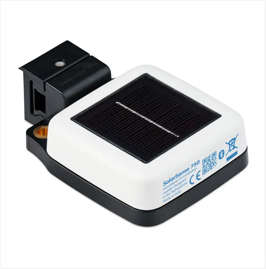 Product: Victron Energy SolarSense 750 (solar irradiance sensor)